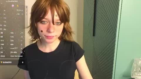 Snapshot of mollysally chatting on June 2026 04:22:01 AM mollysally online show from June 2026 04:22:01 AM