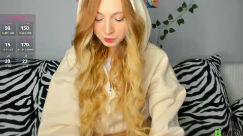 Snapshot of mollystouch chatting on May 2026 09:11:02 PM Amely online show from May 2026 09:11:02 PM