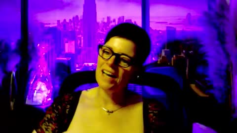Snapshot of mollysun chatting on May 2026 05:10:01 PM MollySun Nina Randmann online show from May 2026 05:10:01 PM