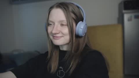 mollytucker online show from January 2025 12:04:02 PM