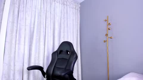 Molly online show from February 2025 03:30:01 PM