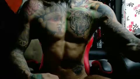 Snapshot of molotov_explosive chatting on October 2025 05:47:01 PM Molotov online show from October 2025 05:47:01 PM