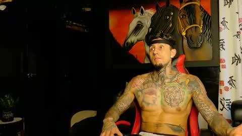 Snapshot of molotov_explosive chatting on November 2025 08:58:01 PM Molotov online show from November 2025 08:58:01 PM