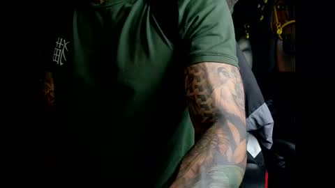 Snapshot of molotov_explosive chatting on February 2026 01:02:02 AM Molotov online show from February 2026 01:02:02 AM