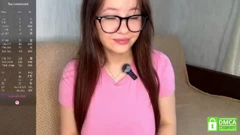 Snapshot of moltenpeach chatting on July 2026 03:32:01 AM Hermina online show from July 2026 03:32:01 AM