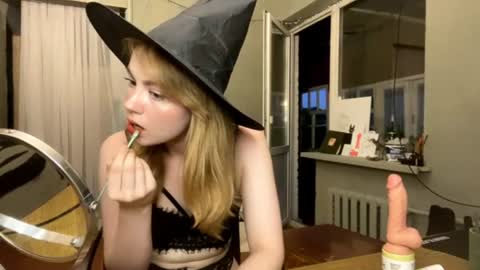 Oksana online show from July 2026 05:15:02 PM