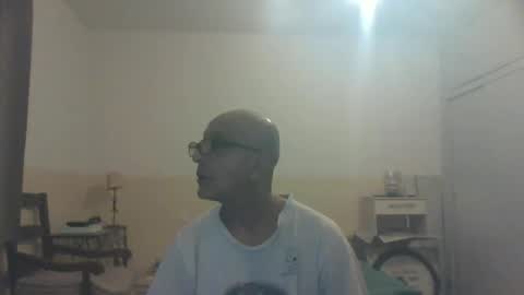 moment71200 online show from January 2025 10:13:01 PM