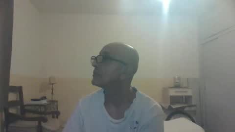 moment71200 online show from January 2025 06:20:02 PM