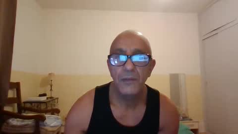 moment71200 online show from November 2025 04:13:02 PM