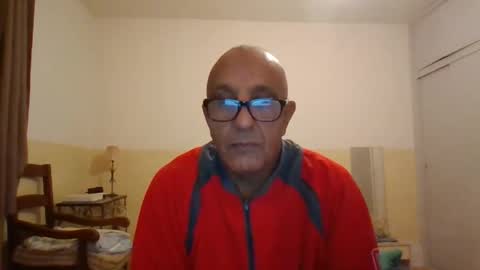 Snapshot of moment71200 chatting on November 2025 07:29:01 AM moment71200 online show from November 2025 07:29:01 AM