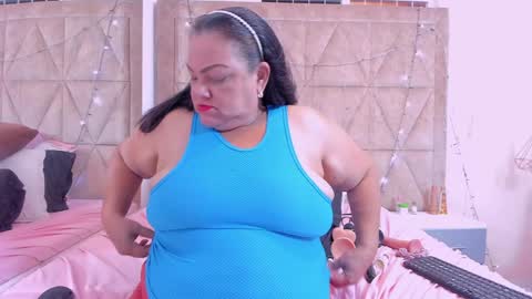 Jelitza online show from December 2024 01:49:01 PM
