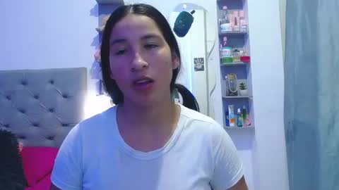 Snapshot of mommy_dulce chatting on July 2026 01:19:01 AM ANDREA online show from July 2026 01:19:01 AM
