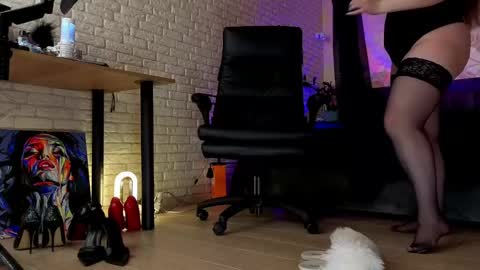mommy_goddess online show from March 2026 02:09:01 PM