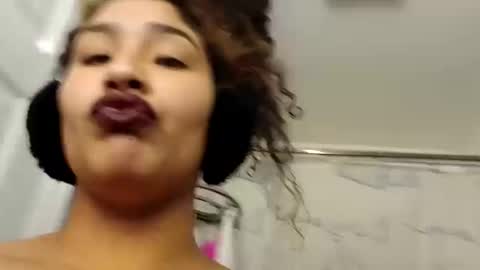 Mommy bubbles online show from January 2025 02:58:02 PM