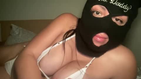 Snapshot of mommygoddess03 chatting on October 2025 03:04:02 AM mommygoddess03 online show from October 2025 03:04:02 AM