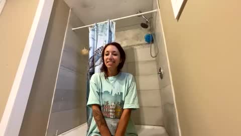 mommyswett online show from October 2025 01:47:02 PM