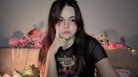 Snapshot of momomochi_ chatting on February 2026 11:10:01 AM Momo online show from February 2026 11:10:01 AM