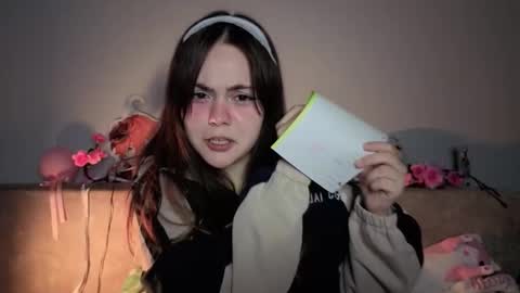 Snapshot of momomochi_ chatting on March 2026 03:41:01 PM Momo online show from March 2026 03:41:01 PM