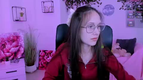 Snapshot of mona_cloud chatting on June 2026 08:37:02 AM Mona online show from June 2026 08:37:02 AM