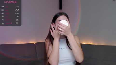 Snapshot of mona_saxxx chatting on December 2024 08:53:02 PM Hey Guys im Mona. PVT is Open Please Make me CUM online show from December 2024 08:53:02 PM