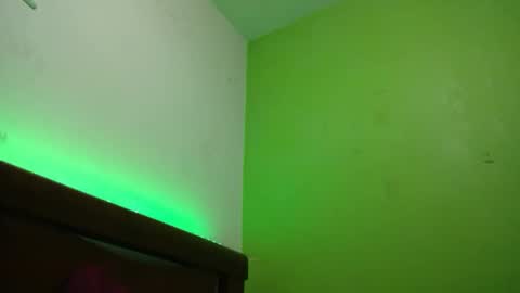 monayrolo online show from May 2026 08:12:02 AM
