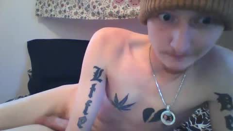 Snapshot of moneybaggho710 chatting on December 2024 06:31:02 PM Steven Rhyne online show from December 2024 06:31:02 PM