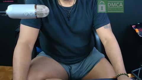 MoneyshotXXX online show from November 2025 04:45:02 AM