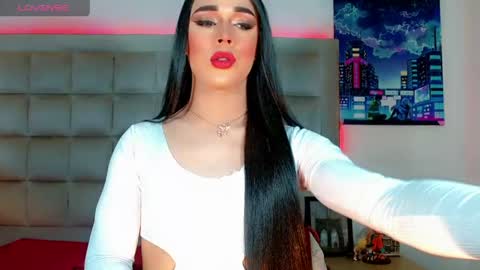 Snapshot of monic_harp chatting on May 2026 05:27:02 AM monic_harp online show from May 2026 05:27:02 AM
