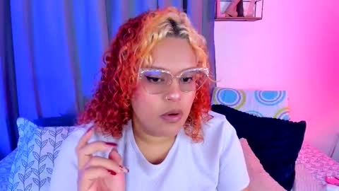 aleja      independent model       online show from March 2026 11:44:01 PM