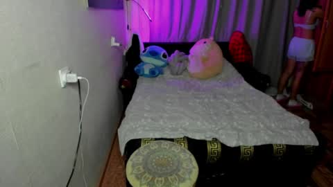 Snapshot of monica_elder chatting on May 2026 03:48:02 AM Monica Elder online show from May 2026 03:48:02 AM