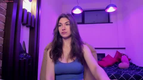 Snapshot of monica_vi chatting on May 2026 11:12:02 PM Monica online show from May 2026 11:12:02 PM