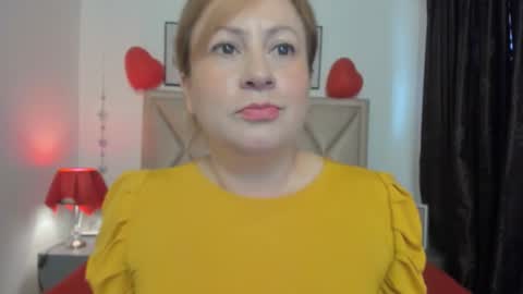 Snapshot of monicapink_ chatting on February 2026 12:56:02 PM Mony online show from February 2026 12:56:02 PM