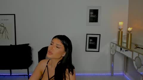 Alessia online show from February 2025 09:52:02 PM