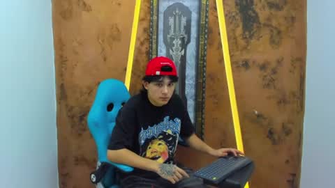 monky_0002 online show from June 2026 08:58:01 PM