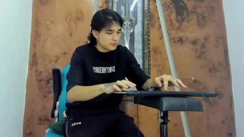 monky_0002 online show from July 2026 03:45:02 AM