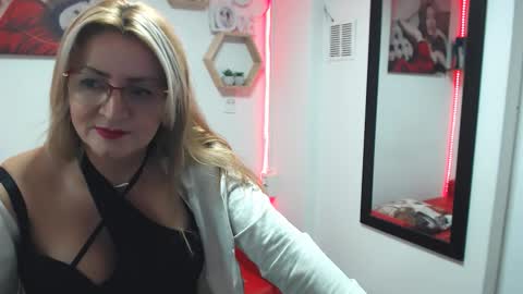 monserrat_diva online show from October 2025 07:34:02 PM