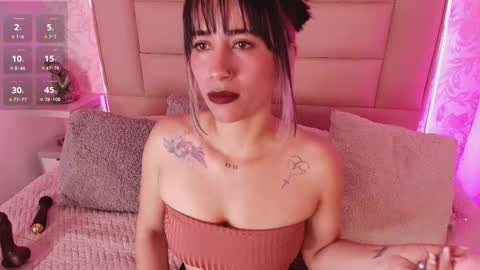 Adriana online show from March 2026 01:25:01 PM