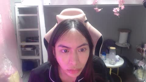 ELYSE A SIMPLE GIRL online show from November 2025 08:20:01 AM