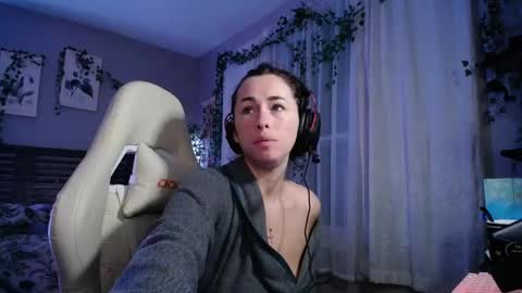 Snapshot of monstrumologist chatting on December 2024 01:29:01 AM Lydia Mooney online show from December 2024 01:29:01 AM