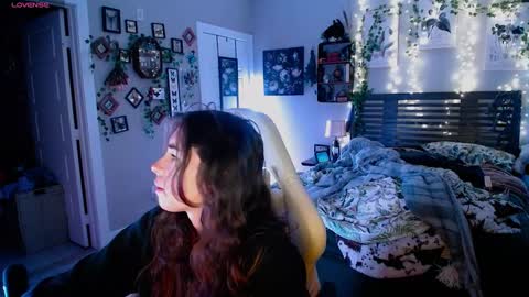 Snapshot of monstrumologist chatting on February 2025 01:10:01 AM Lydia Mooney online show from February 2025 01:10:01 AM