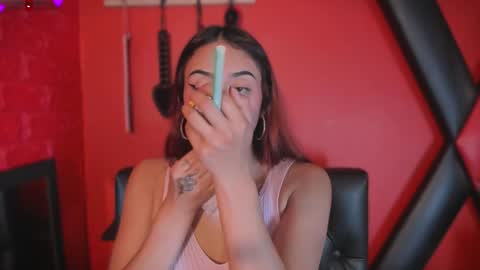 Monttserratt online show from March 2026 07:17:01 PM