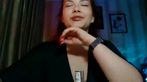 Snapshot of moodiemira chatting on May 2026 08:05:01 PM moodiemira online show from May 2026 08:05:01 PM