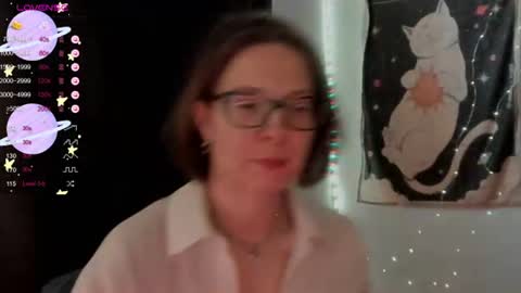Roxy online show from June 2026 06:16:01 PM