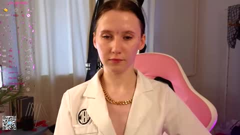 Lola online show from February 2025 01:21:02 PM