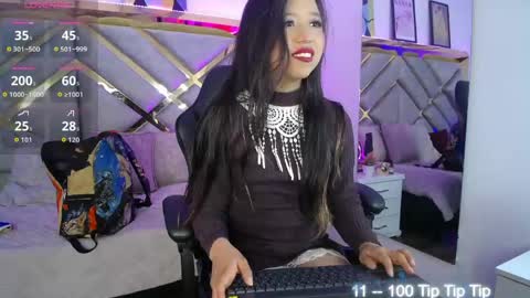 Snapshot of moon_water__ chatting on April 2026 11:16:01 AM Moon Water online show from April 2026 11:16:01 AM