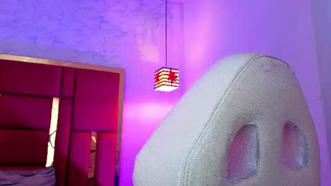 Snapshot of moon_winy chatting on June 2026 11:41:02 AM Winy online show from June 2026 11:41:02 AM