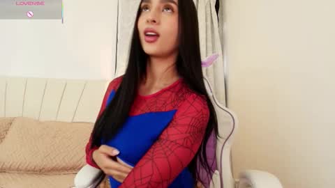 moonbrunettee online show from October 2025 09:17:02 PM