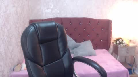 Charlotte online show from January 2025 05:59:01 PM