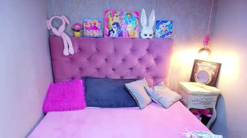 Charlotte online show from February 2026 06:53:02 PM