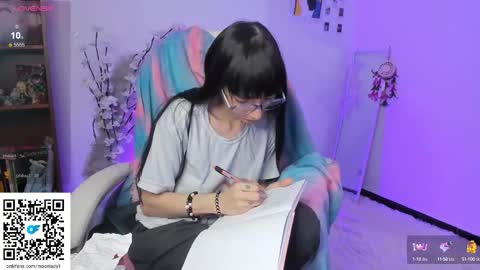 MOON  online show from September 2025 05:22:01 AM